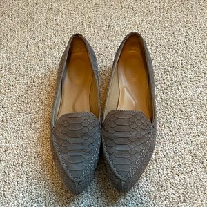 Beautiful Poppy Barley size 8.5 loafers in grey.